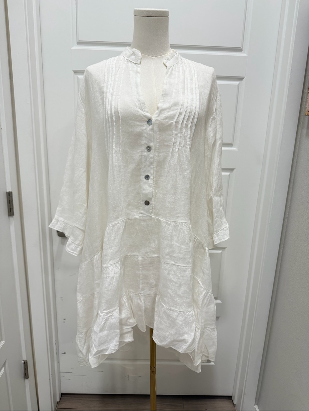 Meo Meli White Women's Linen Button-Front Dress